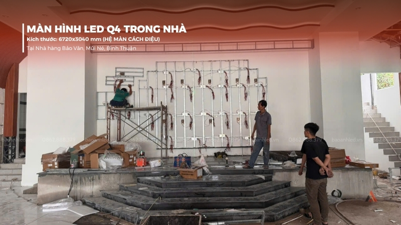 lap-dat-man-hinh-led-q4-trong-nha-tai-nha-hang-bao-van-1