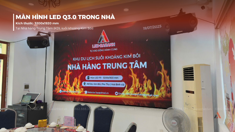 lap-dat-man-hinh-led-q3-0-trong-nha-tai-nha-hang-trung-tam-2