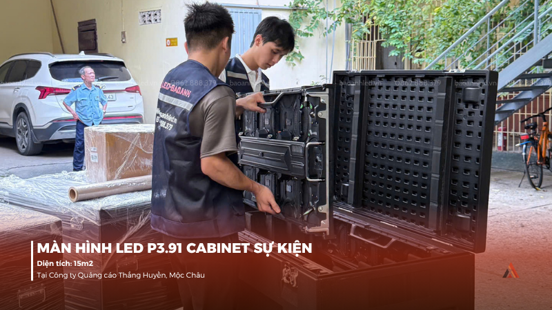 anh-lap-dat-man-hinh-led-p3-91-cabinet-su-kien-tai-cong-ty-quang-cao-thang-huyen-4