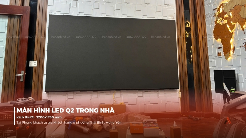 anh-lap-dat-man-hinh-led-q2-trong-nha-tai-phong-khach-tu-gia-1