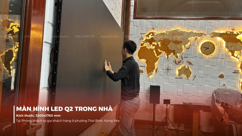 anh-lap-dat-man-hinh-led-q2-trong-nha-tai-phong-khach-tu-gia-2