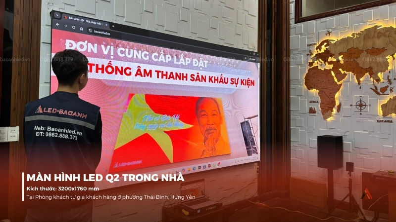 anh-lap-dat-man-hinh-led-q2-trong-nha-tai-phong-khach-tu-gia-4