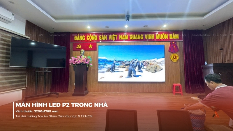 lap-dat-man-hinh-led-q2-trong-nha-tai-toa-an-nhan-dan-khu-vuc-9-tp-hcm-2