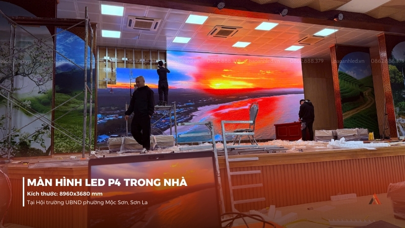 lap-dat-man-hinh-led-p4-trong-nha-tai-ubnd-phuong-moc-son-3