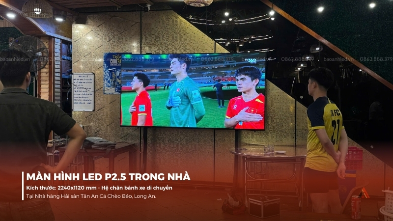 lap-dat-man-hinh-led-q2-5-trong-nha-he-di-chuyen-tai-nha-hang-hai-san-tan-an-1