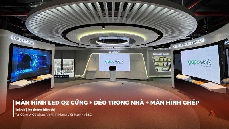 anh-lap-dat-man-hinh-led-q2-cung-deo-va-he-thong-man-hinh-ghep-trong-nha-tai-vsec-6